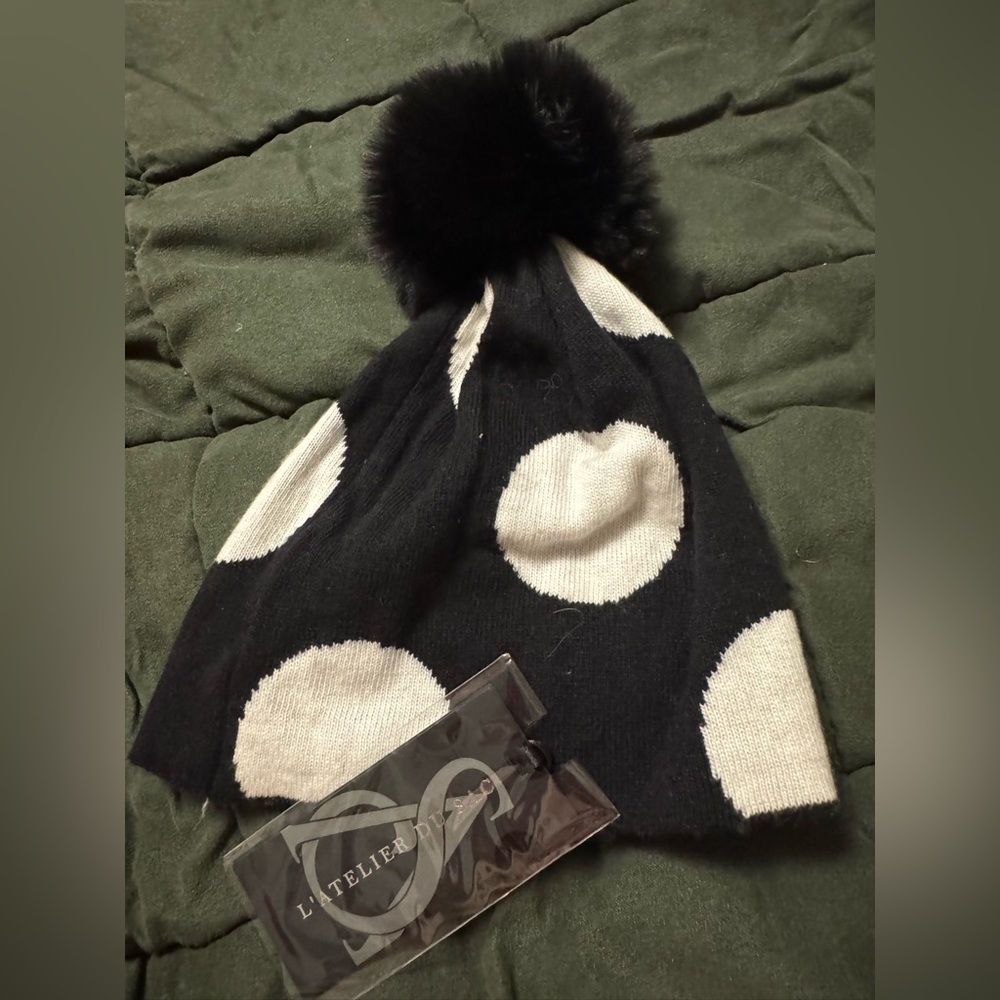 NWT  L’ATELIER DU SAC Black and White Polka Dot Beanie with Pom Pom